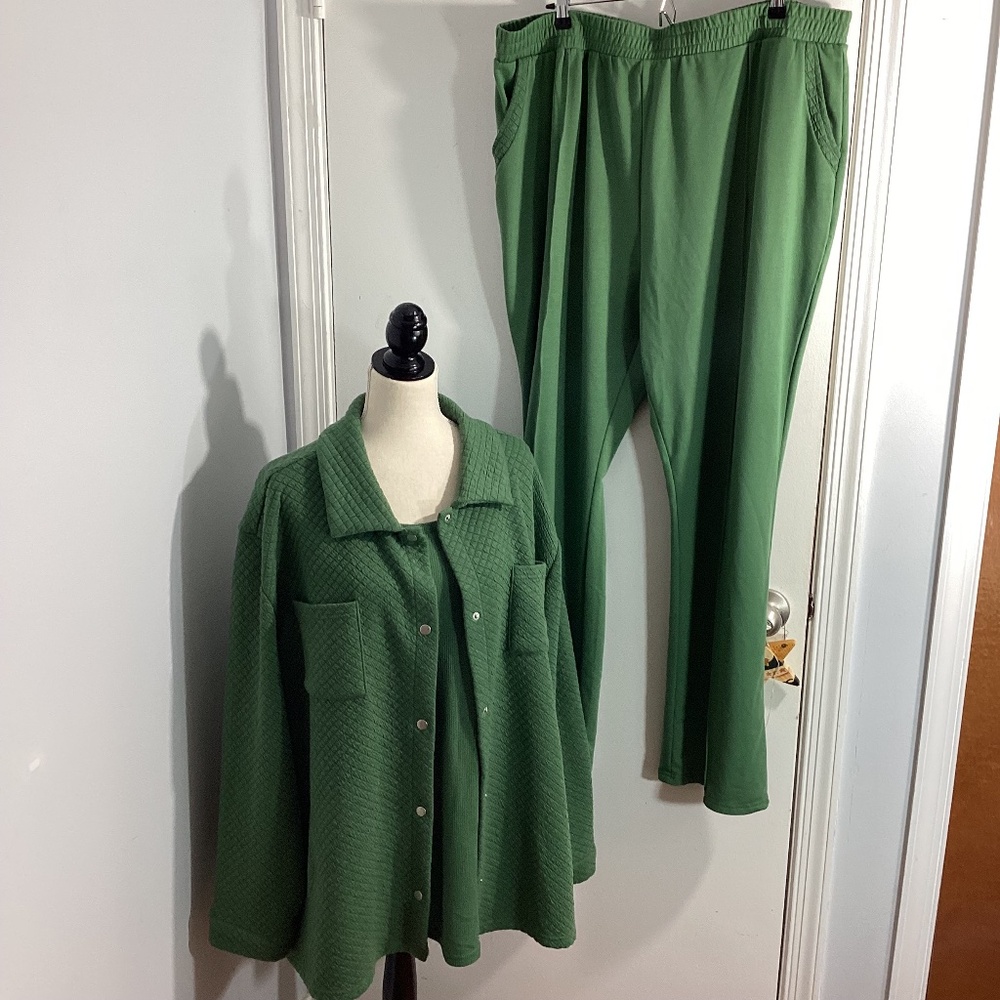 MUK LUKS TALL 2X GREEN 3 PIECE SET QUILTED SHACKET LONG SLEEVE T-SHIRT PANTS